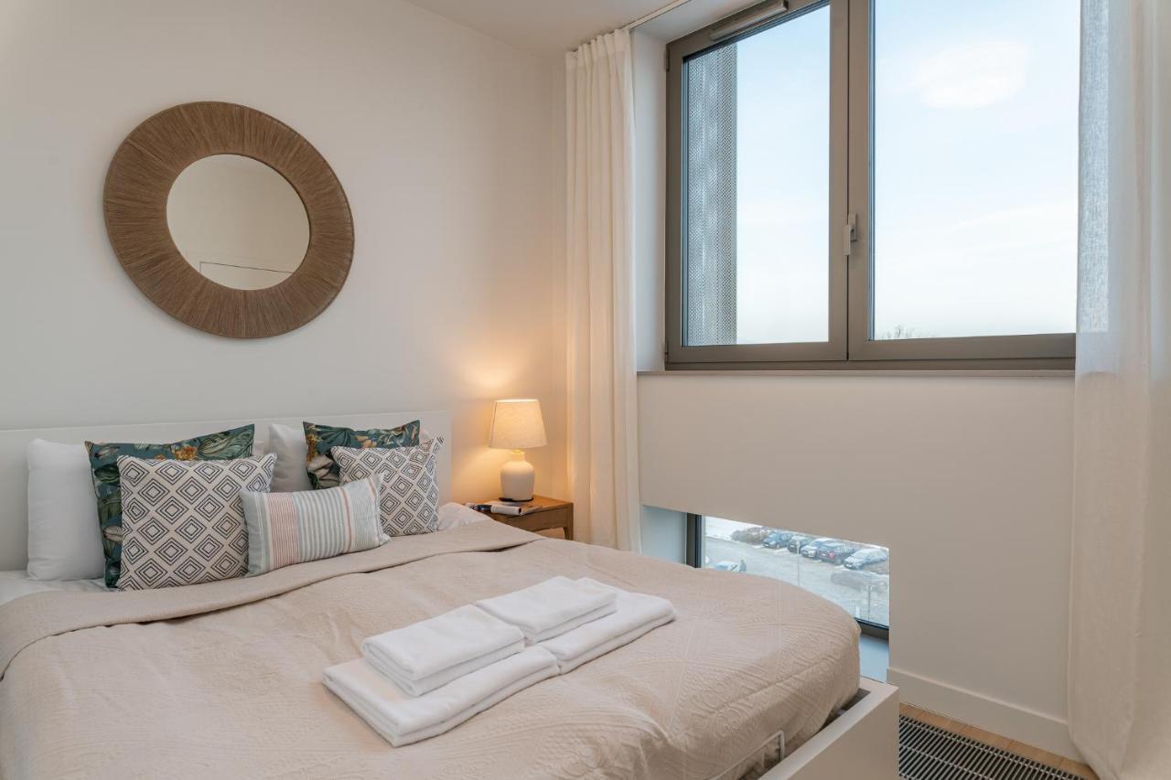 Rent Like - Mlyn Maria Iii